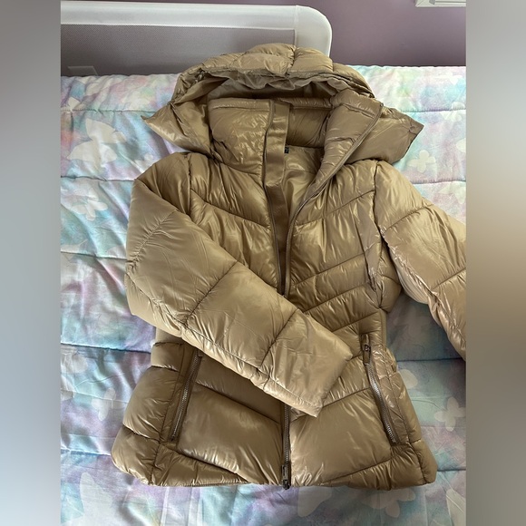 EUC Buffbunny Beige Puffer Jacket - Picture 7 of 13